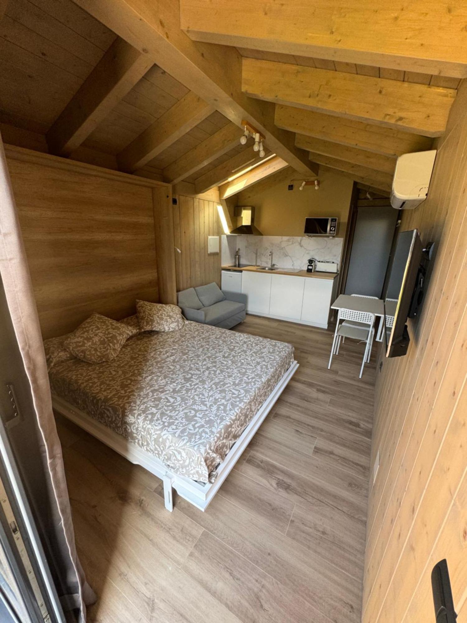 Wooden Lodge Osseja Exterior photo
